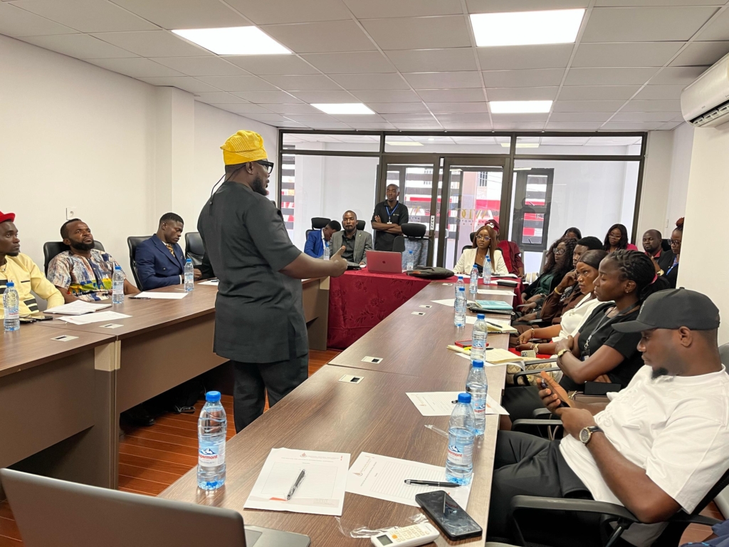 Crown Homes Holdings Real Estate Academy Image 2025-10-08 at 11.42.58 AM